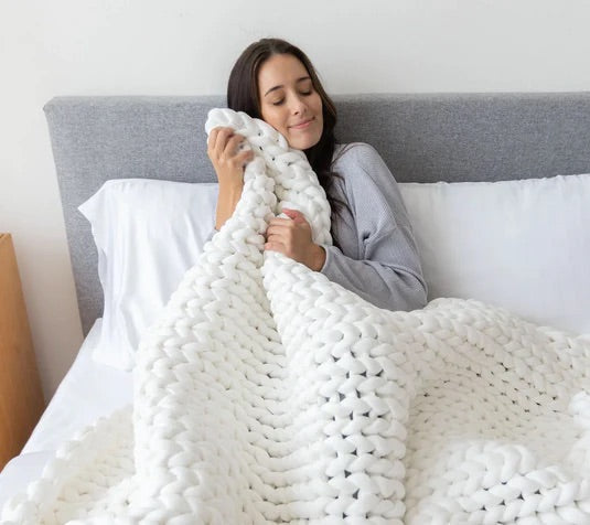 LUMINARA - Knitted Comfort Blanket
